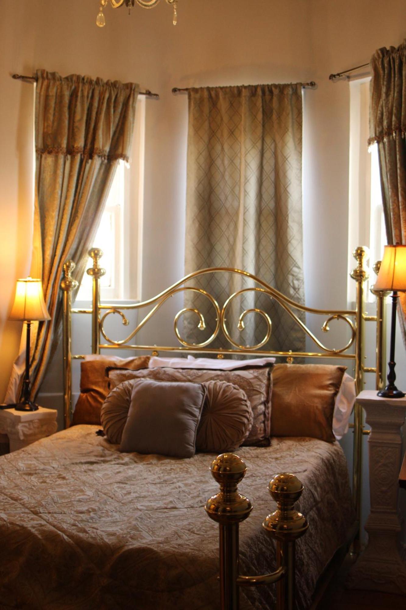 Henderson Castle Inn Kalamazoo Bilik gambar