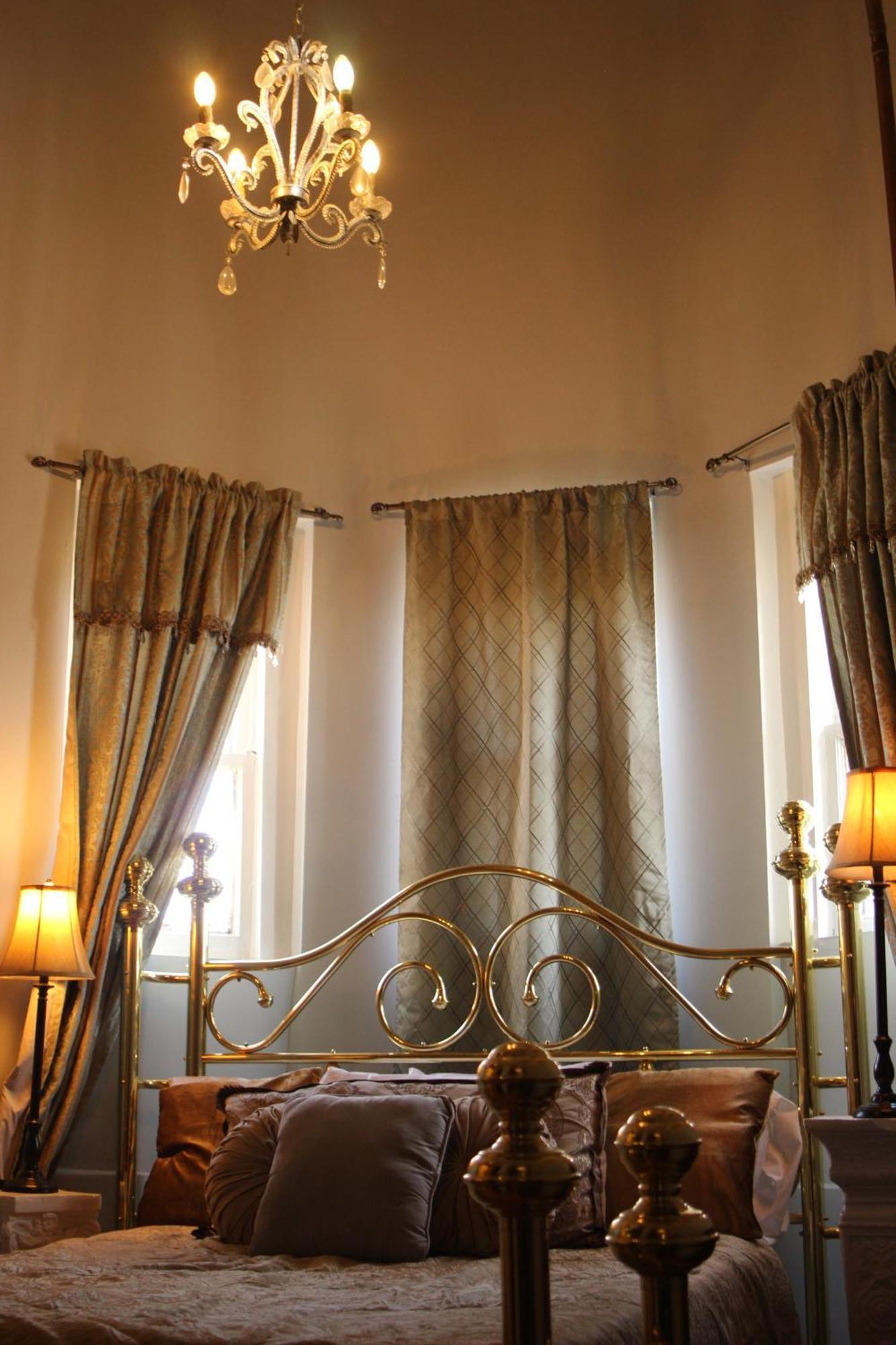 Henderson Castle Inn Kalamazoo Bilik gambar